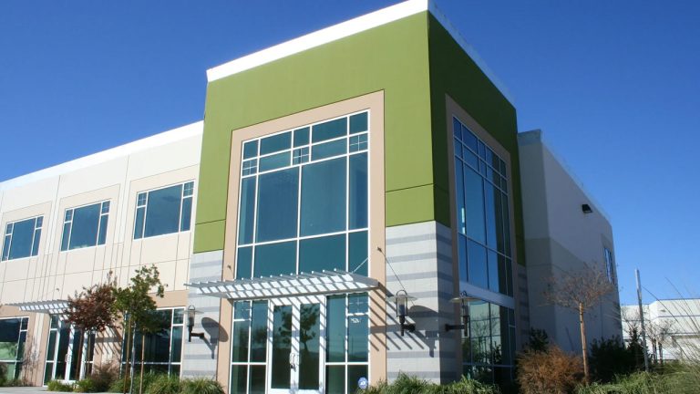 How an Exterior Painting Company Transforms Your Home into a Colorful Masterpiece