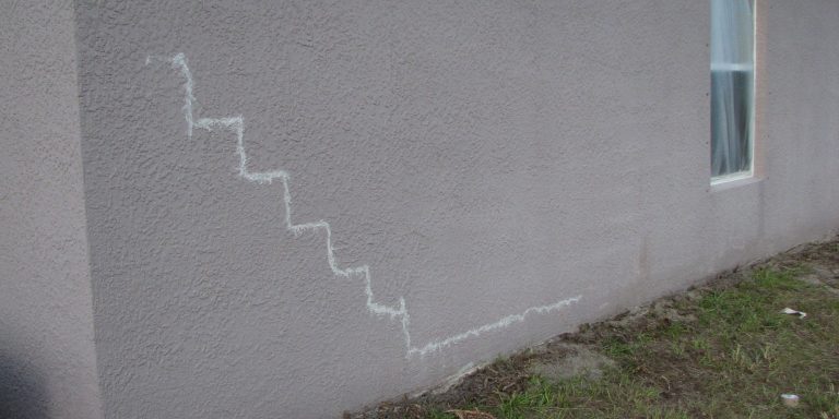 Cracked Stucco? How Paint Can Conceal Minor Imperfections Beautifully: